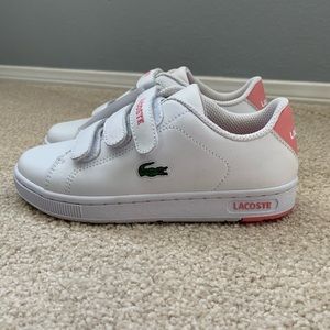 Lacoste Brand New Girl Camden Retro sneakers.